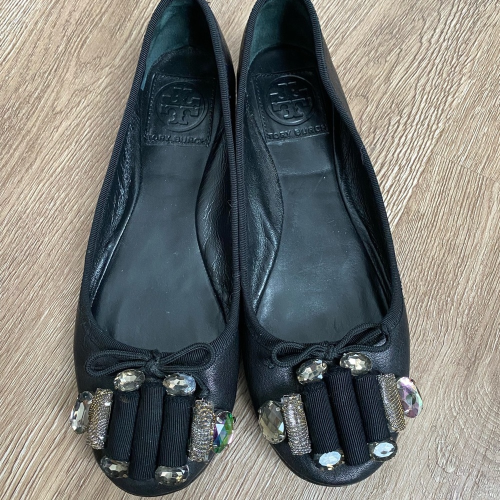 Tory Burch black leather flats with rhinestones. Size 6